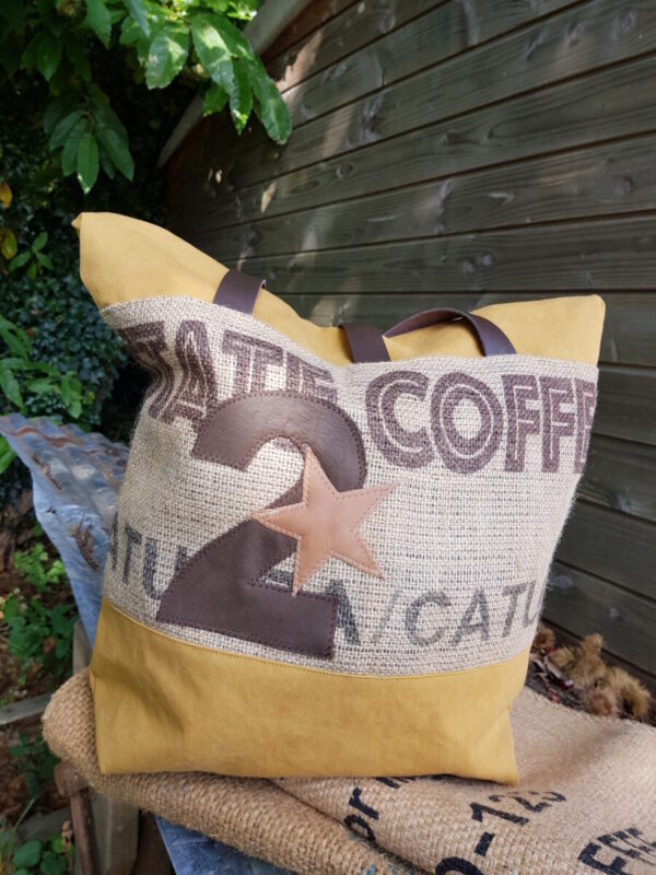 Sac Ralph Gauthier en toile de jute recyclée et en toile épaisse moutarde – Image 7