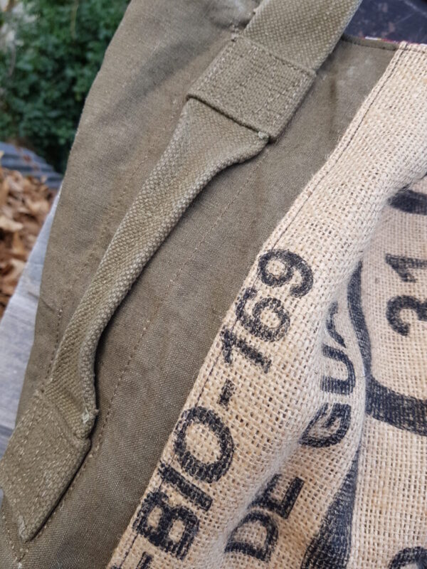 Sac shopping Miss Ouada en toile de jute recyclé (sac à café) et en cuir noir – Image 7