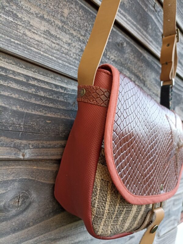 Sac arrondi Fix en simili cuir rouille et en cuir marron clair – Image 6