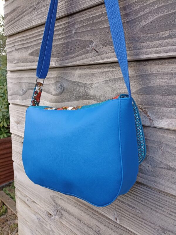 Sac besace bandoulière Samuel Fallentin en simili cuir bleu roi et tissu vintage – Image 5