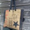 Sac cabas bandoulière Parsi en toile de jute recyclée et simili cuir noir – Image 5