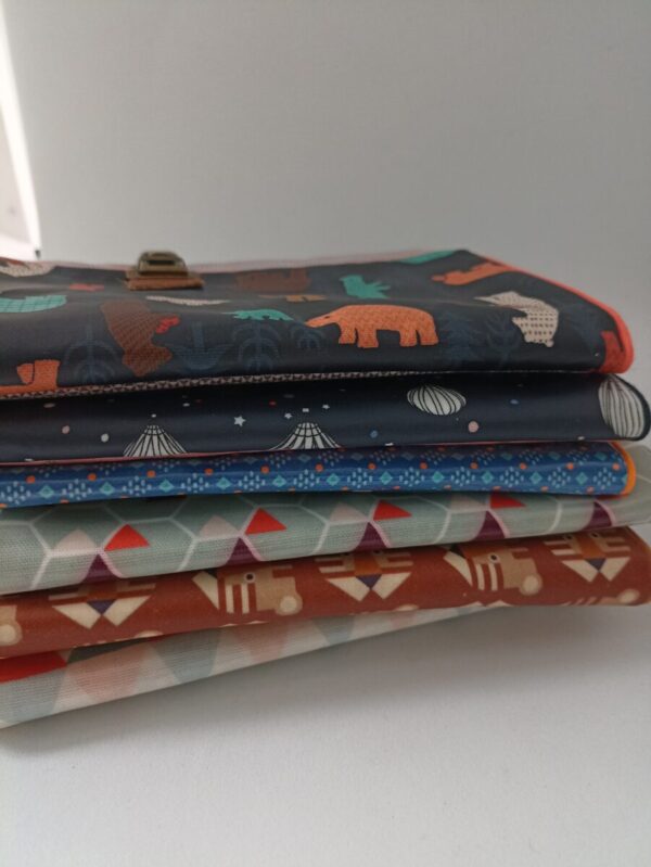 Pochette attache cartable – Image 2
