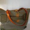 Sac cabas Mr Speedy en toile militaire recyclée et cuir camel – Image 6