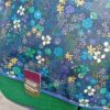 Sac besace bandoulière Samuel Fallentin en simili cuir marine et en coton enduit fleuri multicolore – Image 3