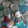 Badges colorés en coton enduit – Image 3