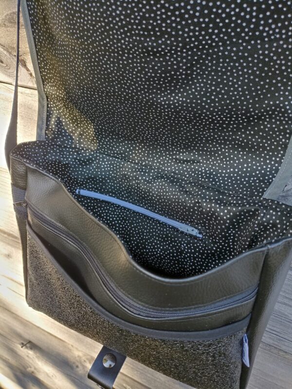 Sac Verne en simili cuir noir et coton enduit zébre – Image 7