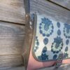 Sac Verne en coton enduit gris et fleurs de lotus – Image 4