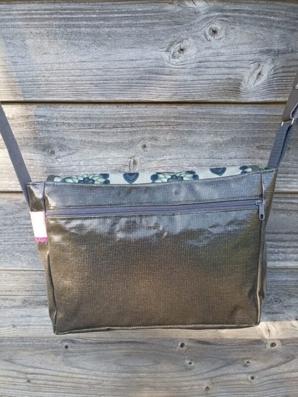 Sac Verne en coton enduit gris et fleurs de lotus – Image 5