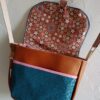 Sac fix en simili cuir rouille et en coton enduit jardin fleuri – Image 6