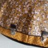 Sac bandoulière Fallentin en simili cuir noir et coton enduit moutarde – Image 2