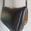 Sac bandoulière Fallentin en simili cuir noir et coton enduit moutarde – Image 4