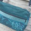 Sac Henrietta en velours bleu canard et floral – Image 2