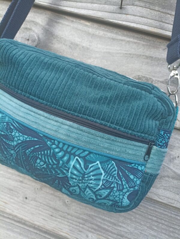 Sac Henrietta en velours bleu canard et floral – Image 2