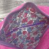 Sac Henrietta en velours ras rose et en coton enduit fleuri – Image 7