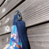 Banane matelassé fleurs style vintage bleu, violet – Image 4