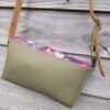 Kiouni sac en simili cuir kaki et en coton enduit rose – Image 7