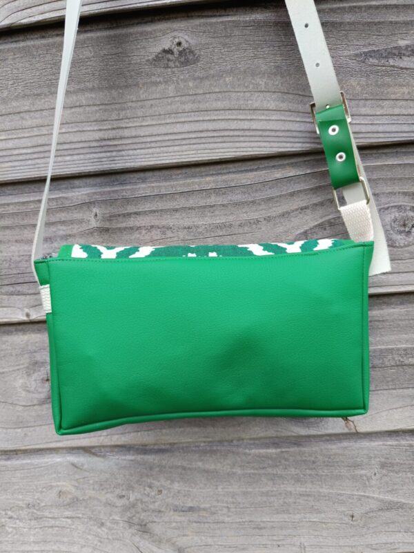 Kiouni sac en simili cuir vert et en tissu jacquard vert – Image 6
