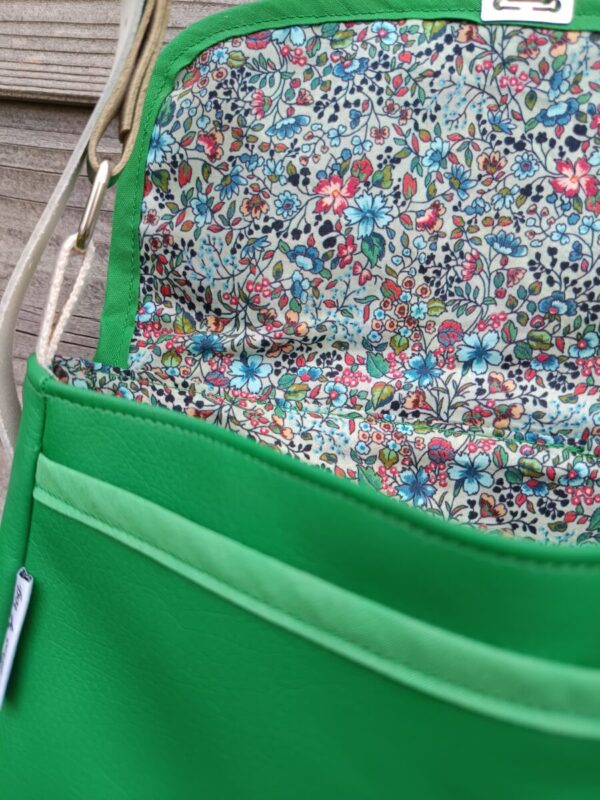 Kiouni sac en simili cuir vert et en tissu jacquard vert – Image 7