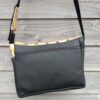 Sac Verne en simili cuir noir et coton enduit moutarde géométrique – Image 7