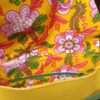 Sac bandoulière Petit Sullivan en simili cuir moutarde et coton enduit geométrique – Image 9