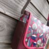 Sac bandoulière Petit Sullivan en simili cuir bordeaux et coton enduit rose – Image 5